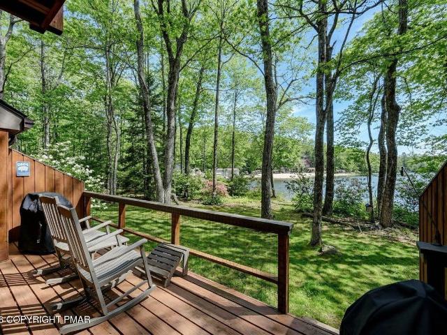 81 Ruffed Grouse Ct, Lake Harmony, PA 18624 | MLS #PM 139610