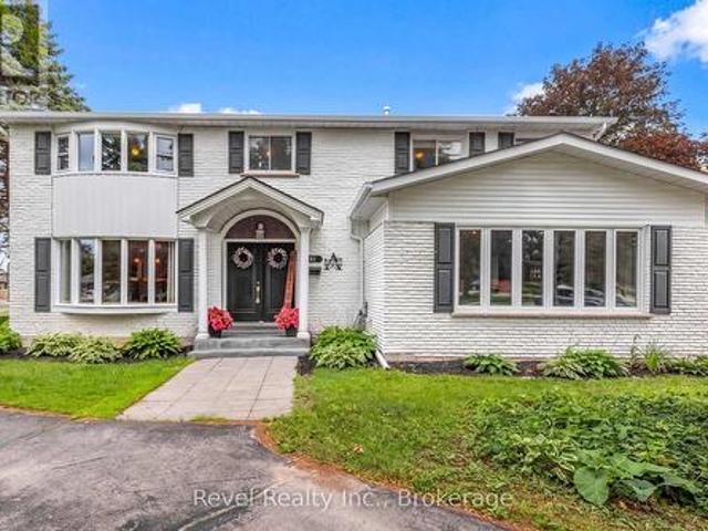 81 Sanderling Crescent, Kawartha Lakes Lindsay, ON, K9V 4N4 house for sale | Listing ID X13541 | Royal LePage
