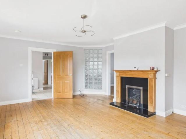 81 Seahill Road