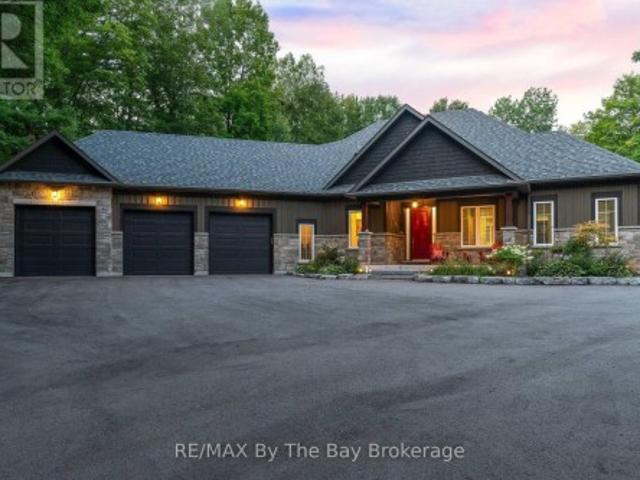 81 Spruce Street, Tiny, ON, L0L 1P1 house for sale | Listing ID S13730 | Royal LePage