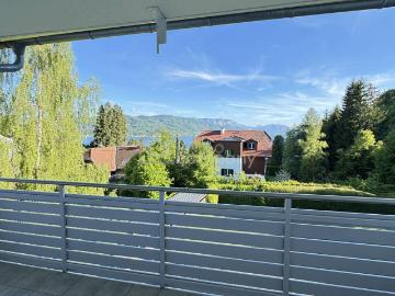 ! Neuer Preis ! 3 Zimmer Wohnung mit See & Gebirgsblick in Seewalchen am Attersee