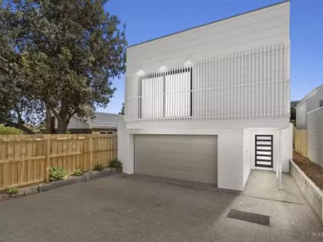 81A Orton Street, Ocean Grove VIC 3226 Townhouse For Lease