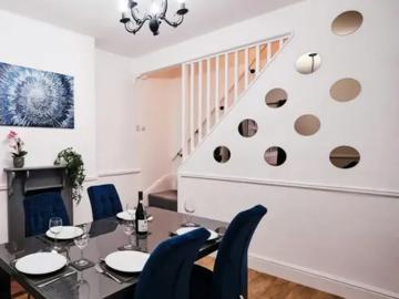 81A Mere Green Road, Mere Green, B75 5BY, United Kingdom | 3 bed apartment for rent #166071603 | Rentberry