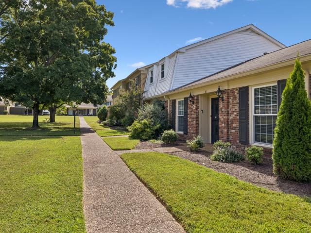 8207 Sawyer Brown Rd # K1
