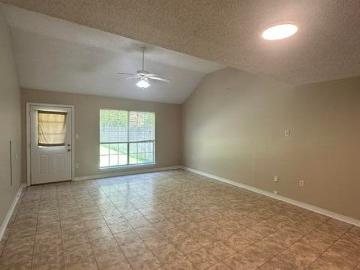 8208/8 Exchange Street
