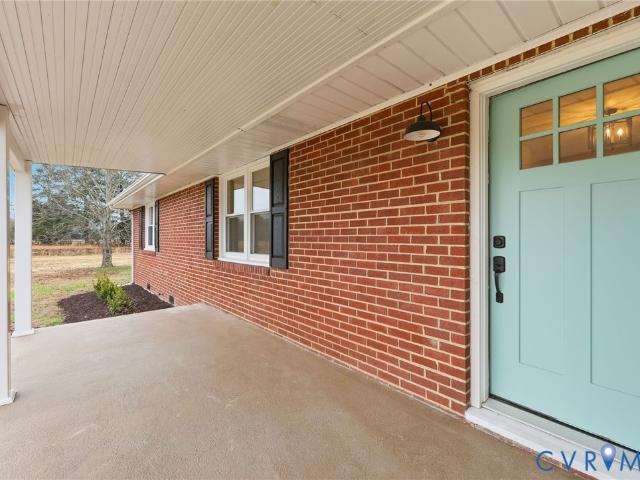 8202 Vaughan Rd, Petersburg, VA 23805 | MLS #2533