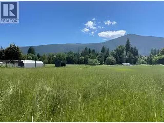 820 64Th Avenue, Grand Forks, BC, V0H 1H4 vacant land for sa.
