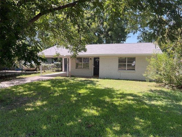 820 Coleman St, Marlin, TX 76661
