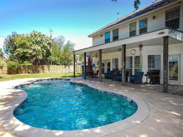 820 Cedar Creek Circle