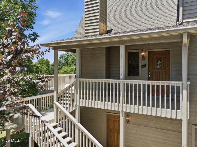 820 Chimney Ridge Drive