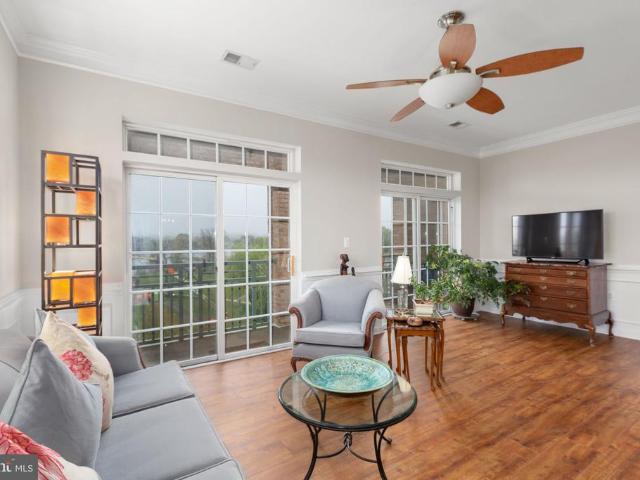 820 Belmont Bay Drive # 401