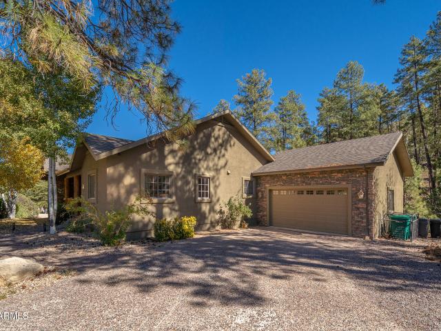 820 bryce canyon circle