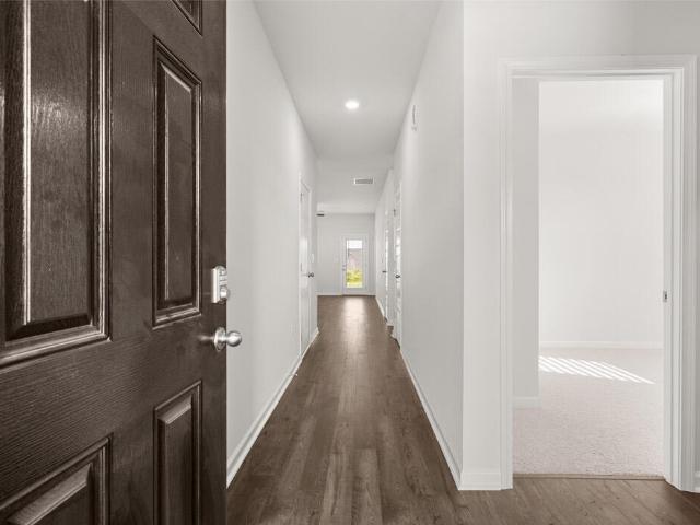 820 Feldspar Manor
