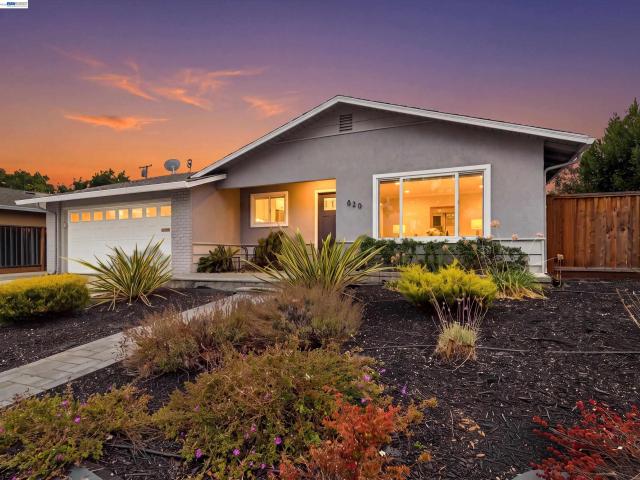 820 Londonderry Dr