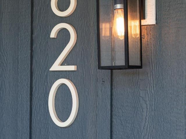 820 Valley View Drive