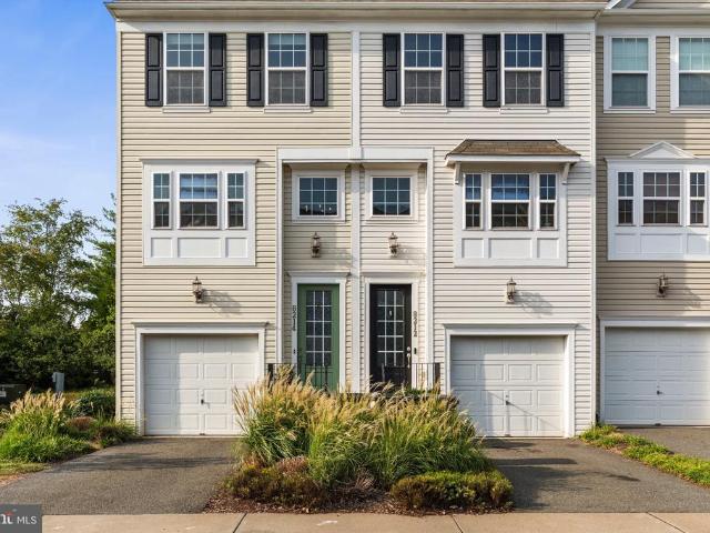 8214 Heritage Crossing Court