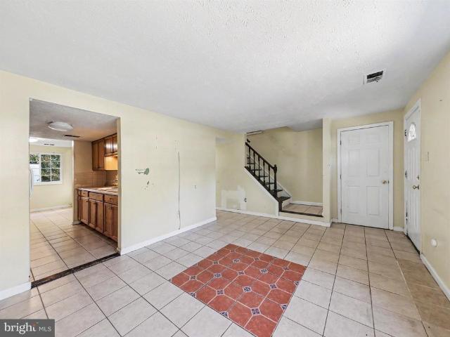 8216 Claremont Woods Drive