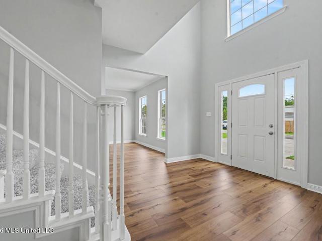 8218 Groveland Road