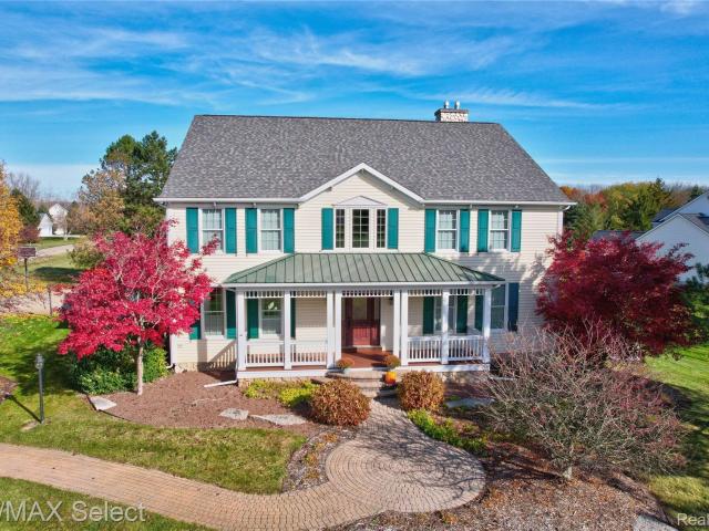 8211 Burleigh Rd, Grand Blanc, MI