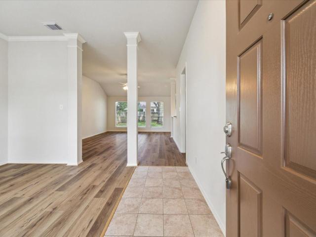 8211 Broken Timber Way, Houston, US, TX