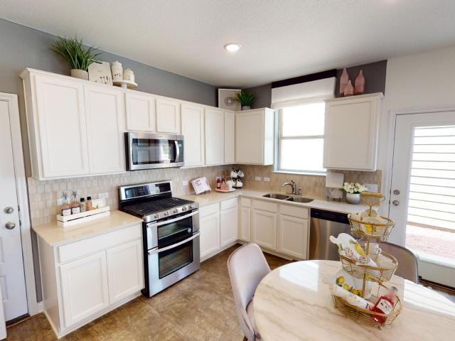 8211 Springsteen Dr, Austin, TX 78744 | MLS #2818