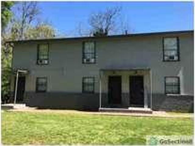 821 Booker St 2