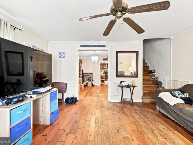 821 Bedford