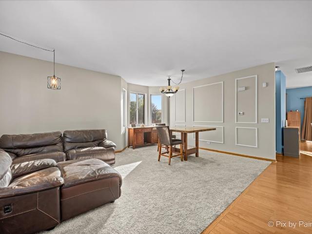 821 Glen Cove Lane