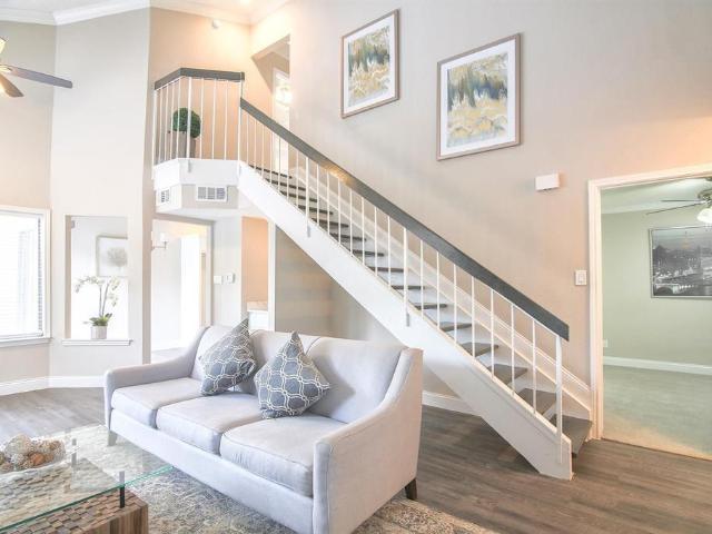 821 Dublin Drive # 219