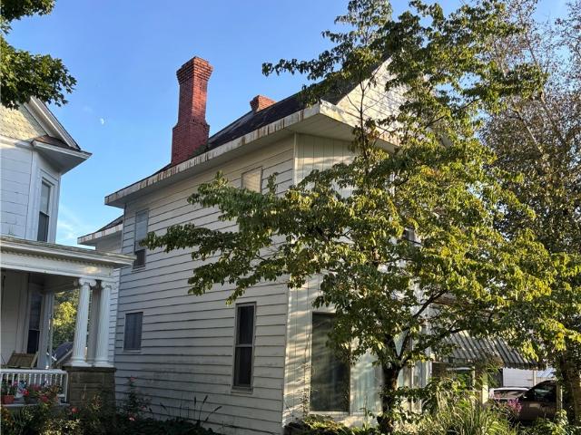 821 Main Street