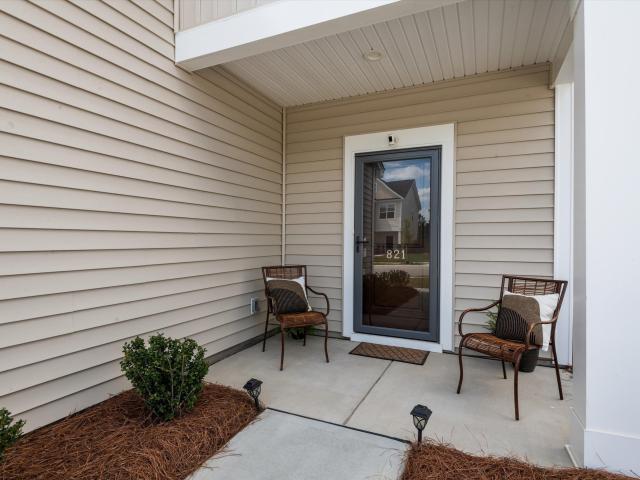 821 Peony Lane