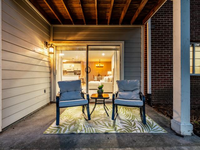 8224 Glenwillow Lane # 102