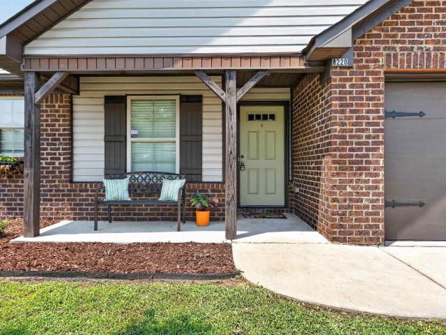 8220 Franklin Lane