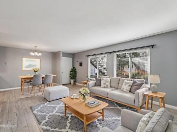 8220 Vincetta Dr 26