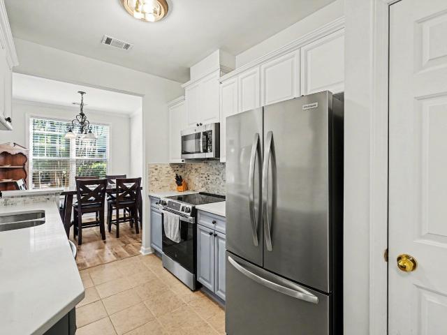 8221 Allyns Landing Way 204