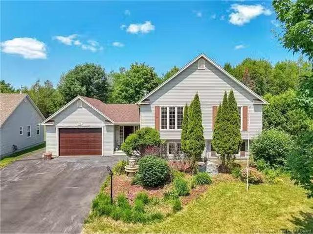822 Douglas Ave, Fredericton, NB, E3A 9M6 house for sale Li.