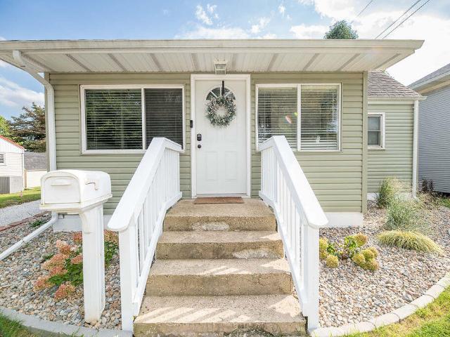 822 E Jefferson Avenue