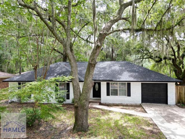 822 Lakeview Court