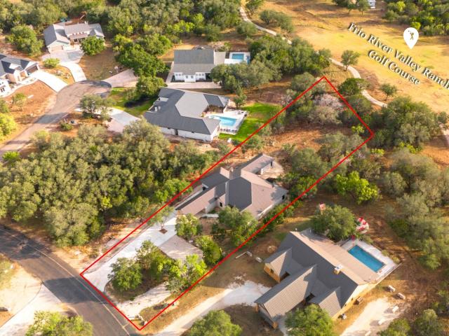 822 Mountain Vly Dr, Concan, TX 78838 | MLS #1808