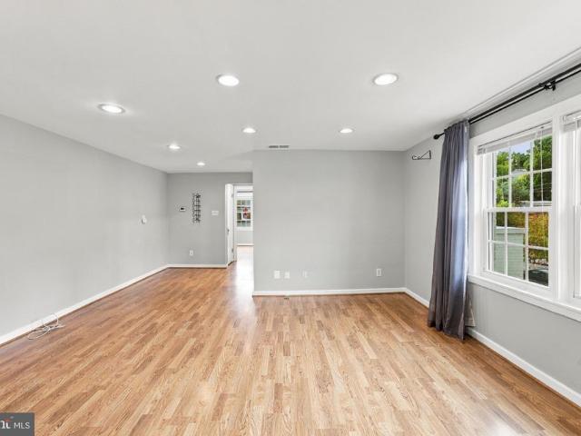 822 S Arlington Mill Drive S # 2 302