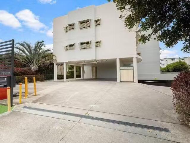 8/22 Robert Street, Clontarf, QLD 4019
