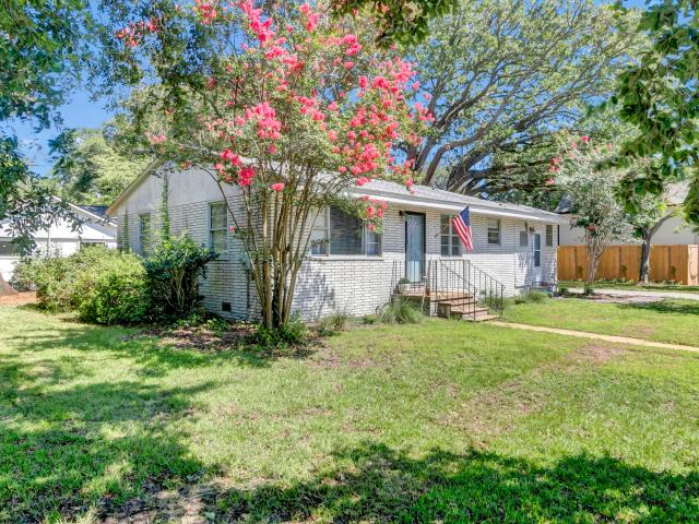 822 Rogers Lane