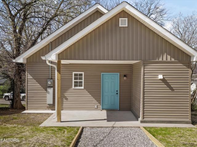 822 Vermont Ave