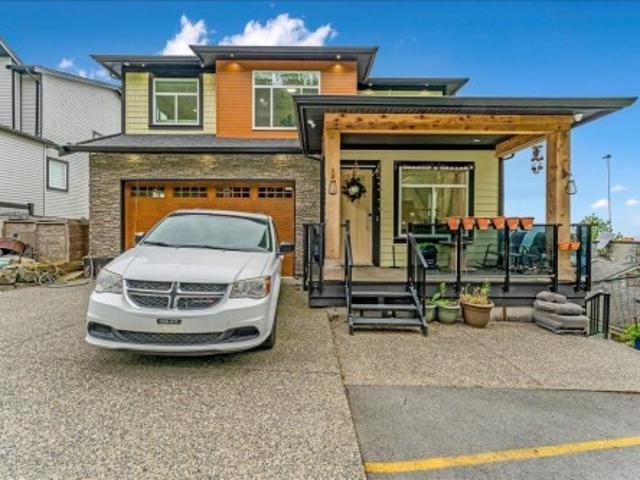 8235 Harvest Place, Chilliwack, BC, V4Z 0E4 house for sale | Listing ID R3140 | Royal LePage