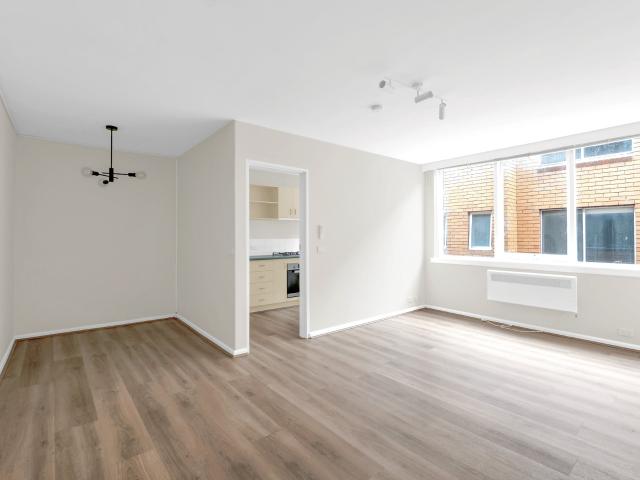 8/238 Toorak Road, South Yarra