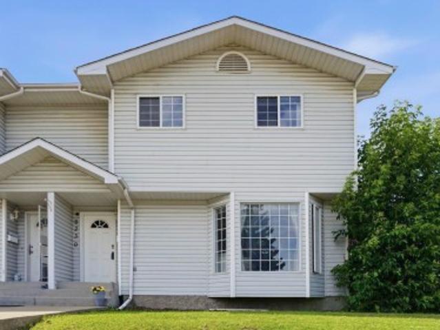 8230 71 Street Nw, Edmonton, AB, T6B 1X2 duplex for sale | Listing ID E4498 | Royal LePage