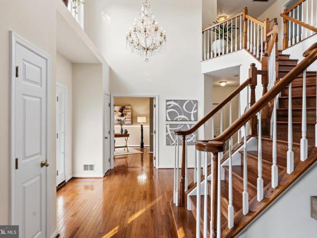 8233 Franklin Drive
