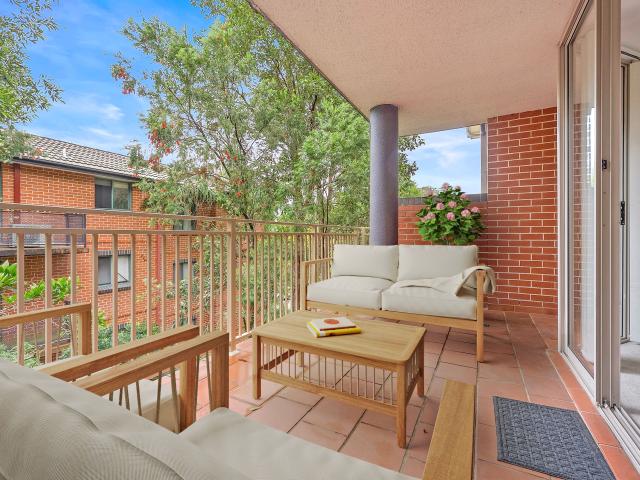 8/23 25 Burdett Street Hornsby, NSW 2077