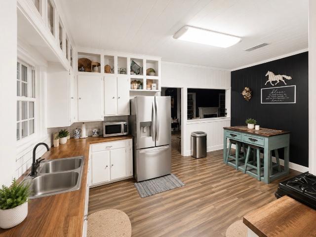 823 8th Street