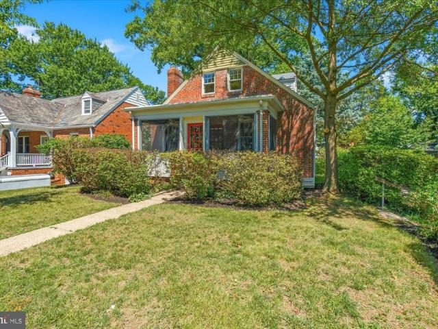 823 Bonifant Street